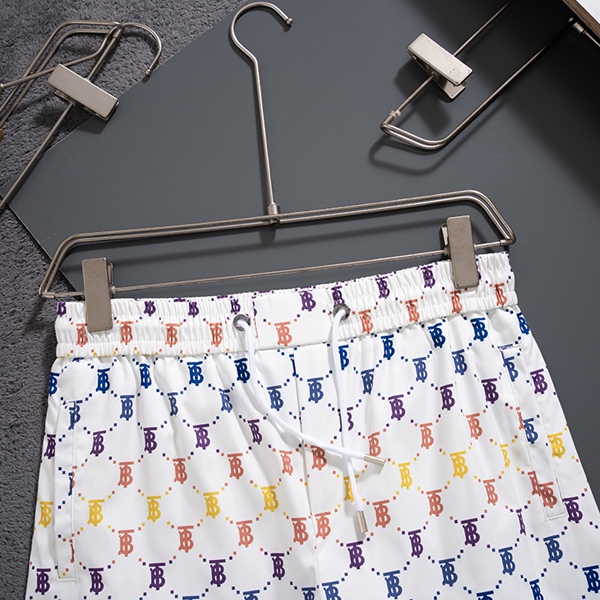 ブランドハーフパンツ側面デザイン